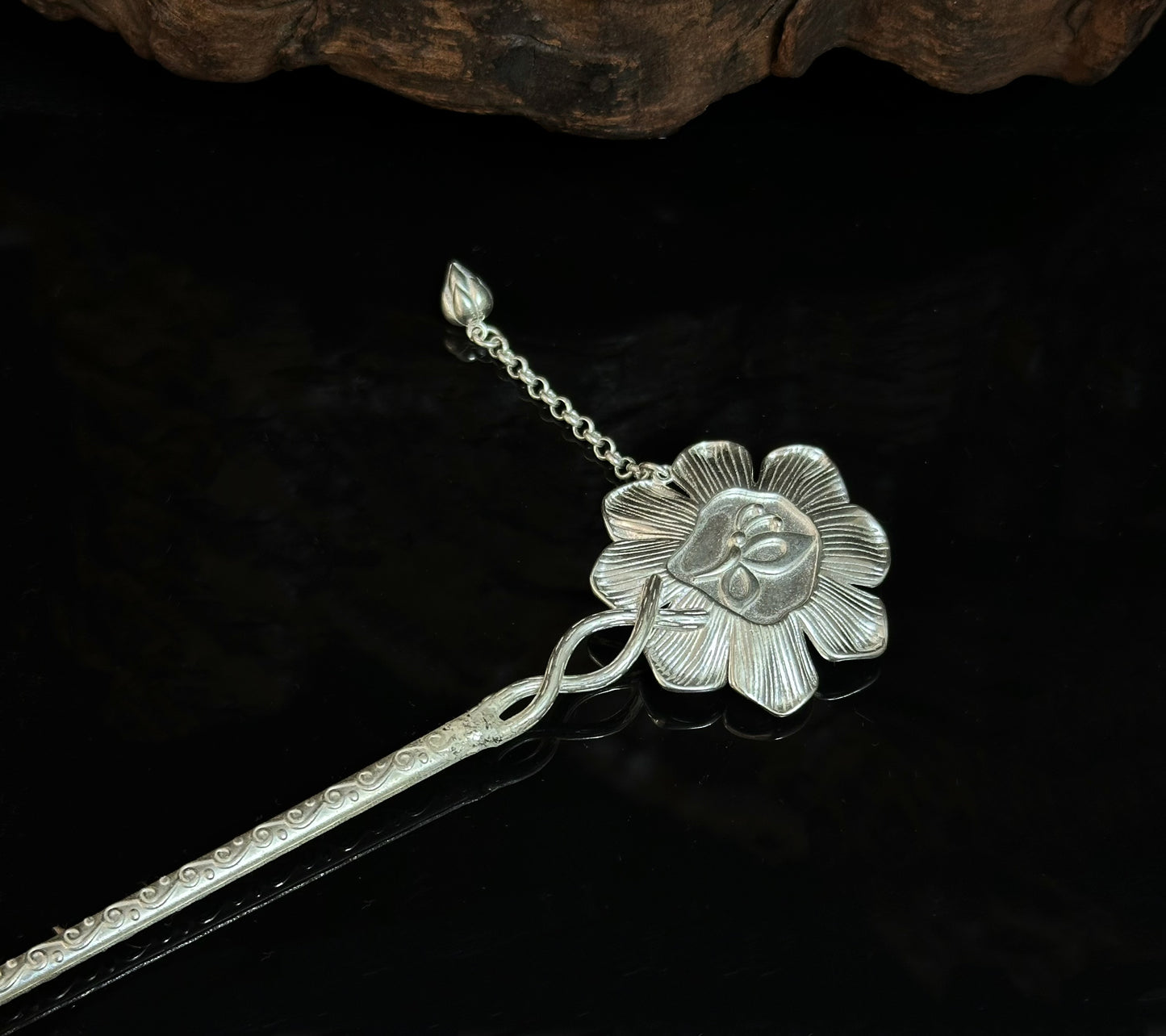 Petalbloom in Scarlet Whisper