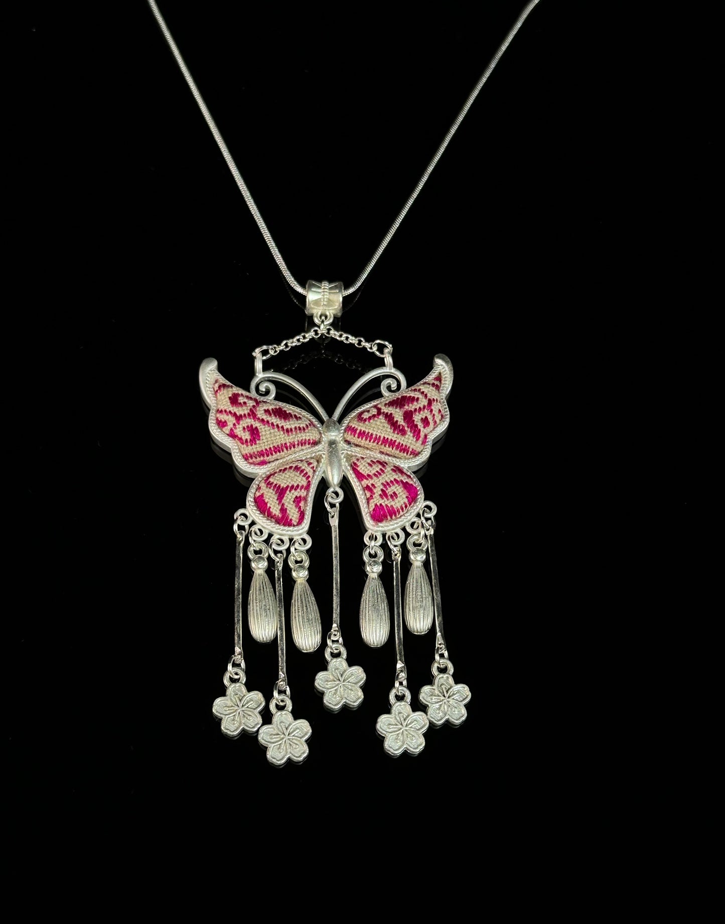 Petalchant Wings under Roselight Grace