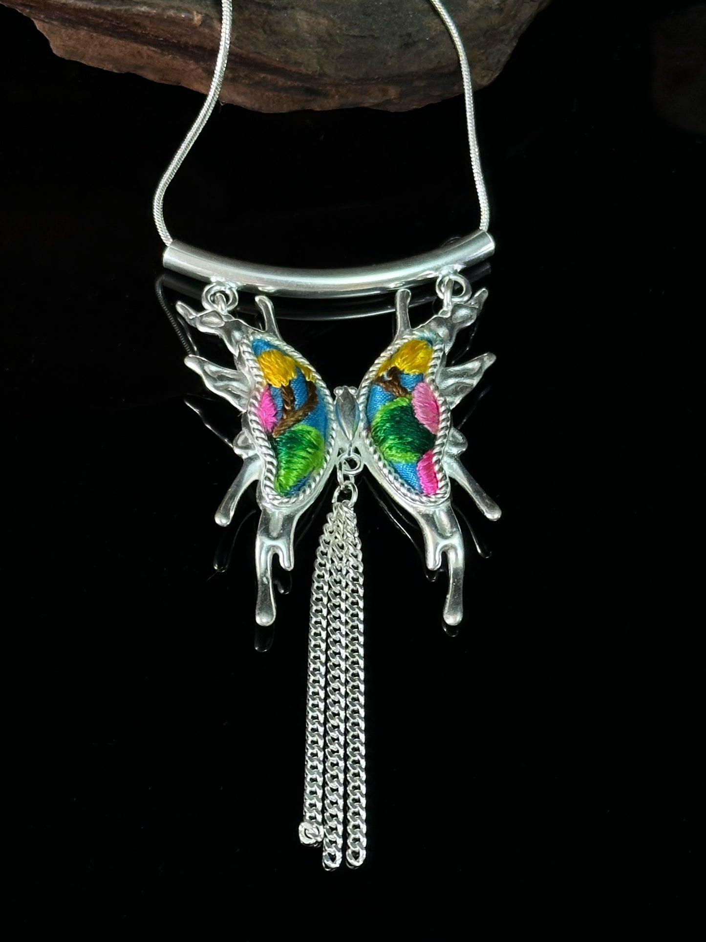 Sunspire Waltz in Verdant Wings