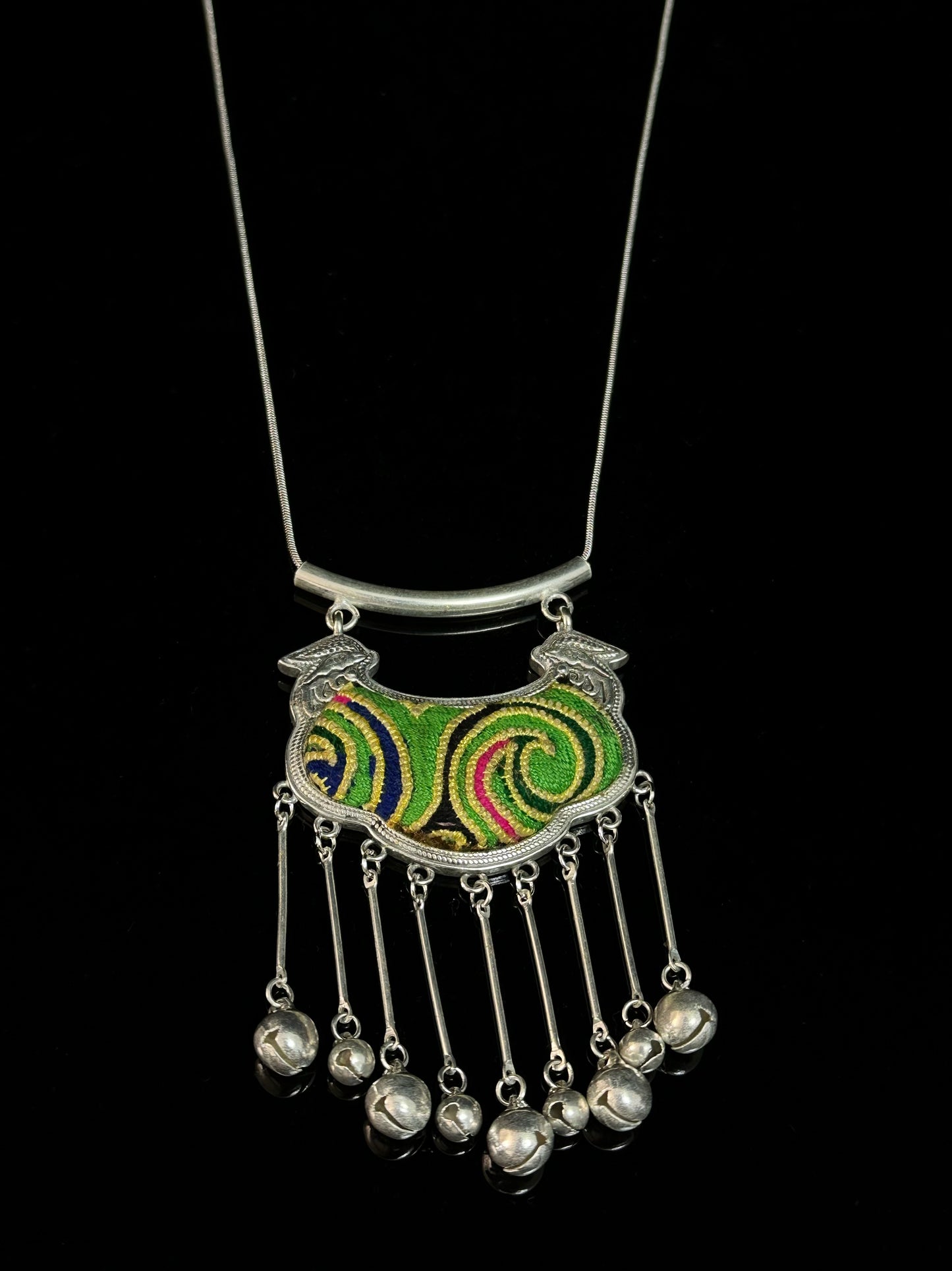 Verdant Spiral in the Rhythm of Wind