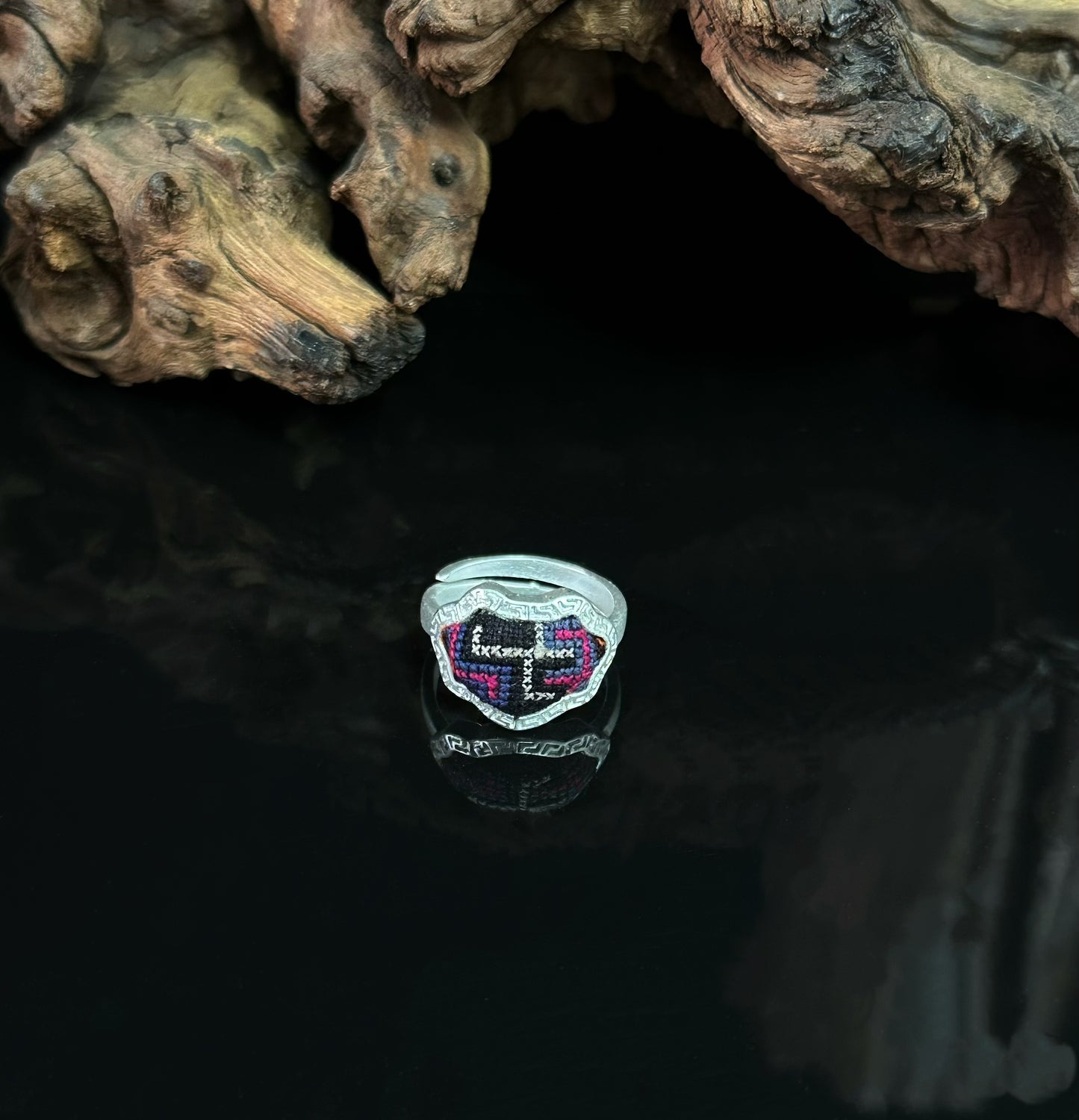 Obsidianwake Totem