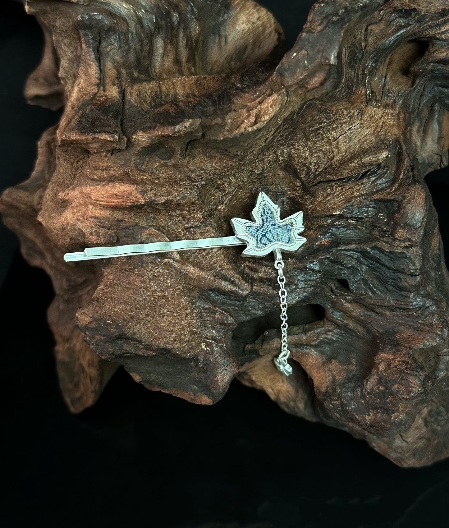 Nightwind Leaf in Indigo Thread
