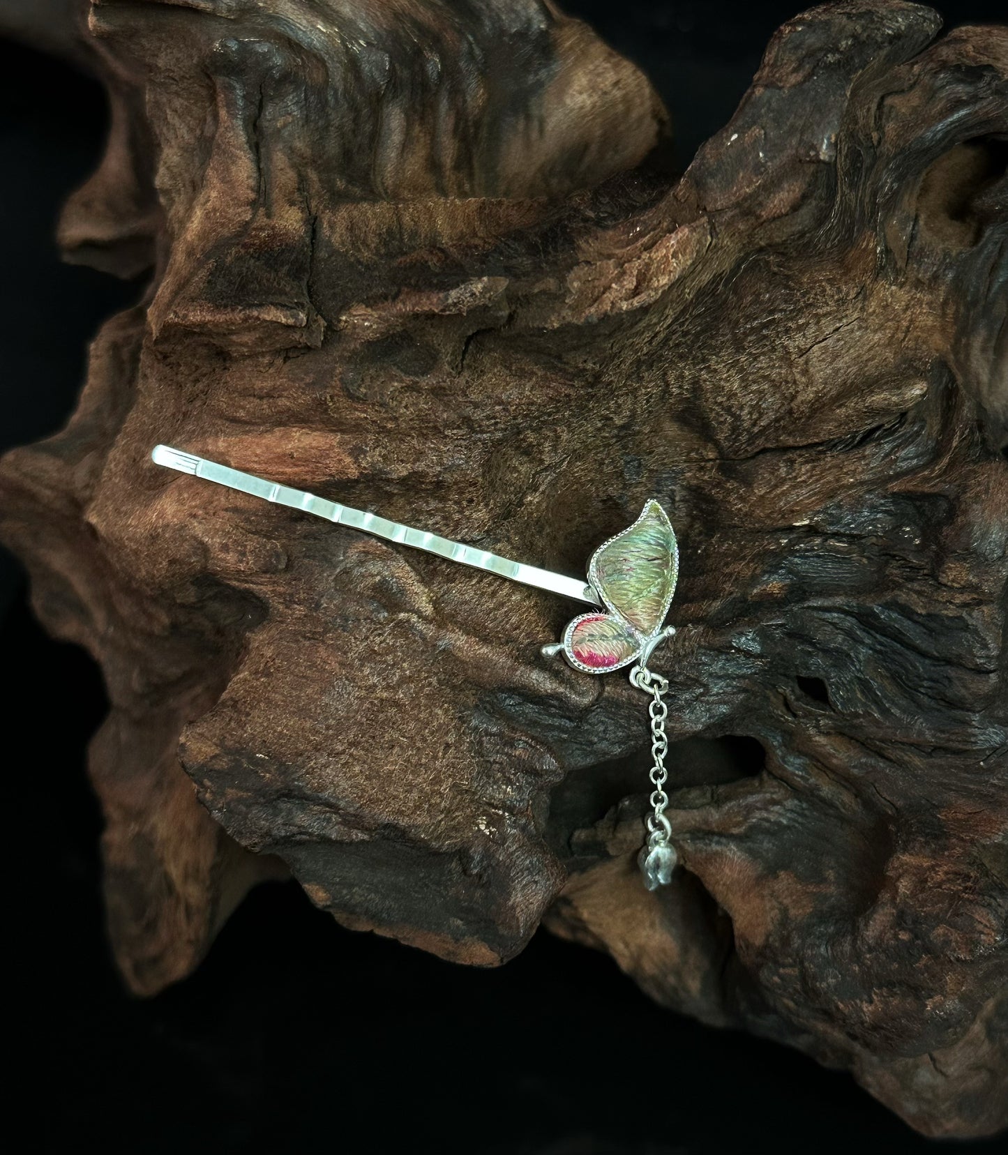 Sunspire Bloom in Loomed Echoes