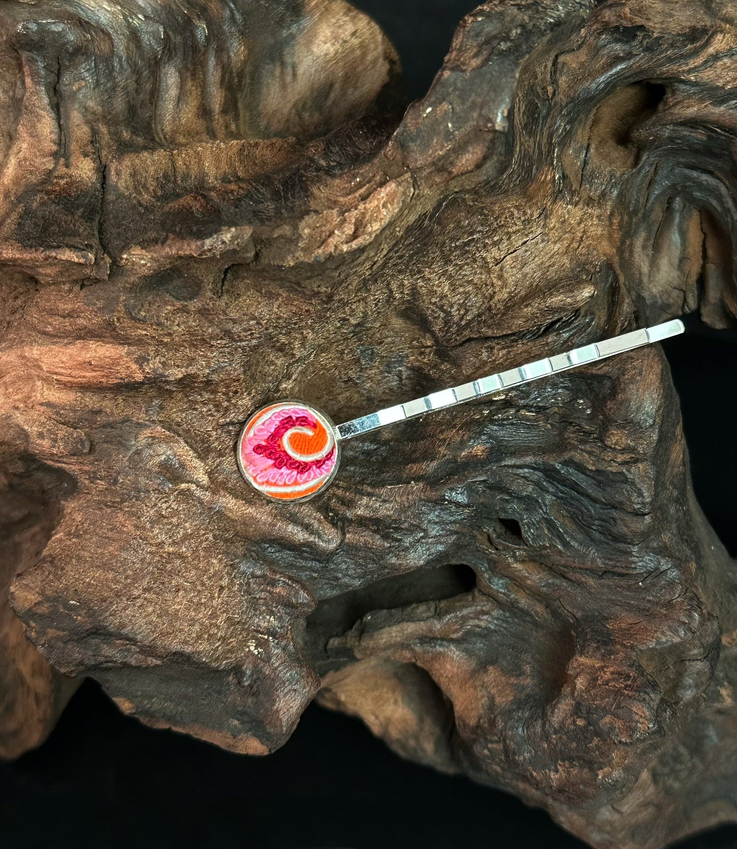 Flamecoil Bloom in Rosy Drift