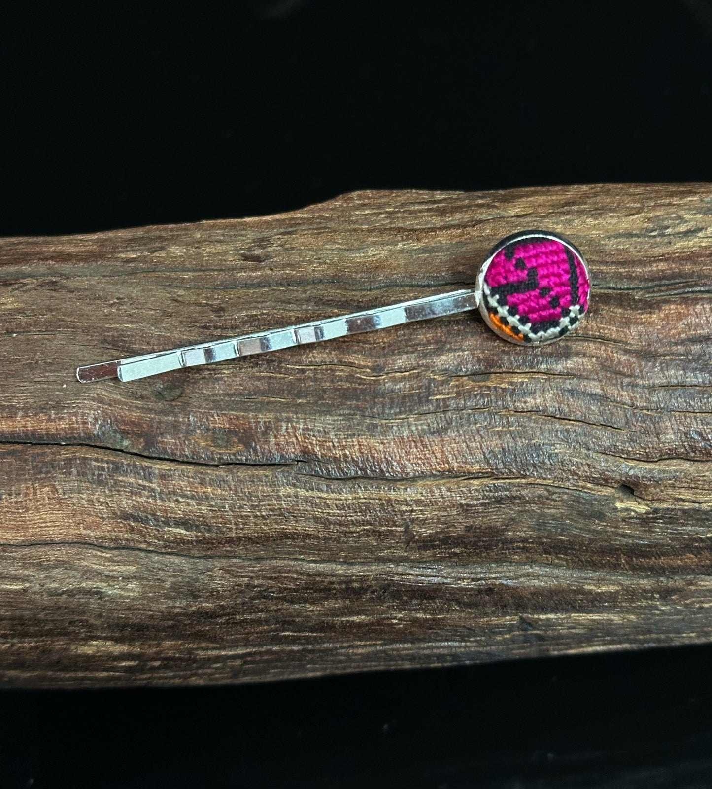 Nightberry Pin