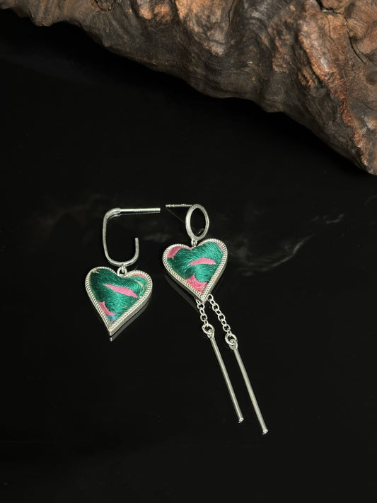 Leafkiss in Roselight Echo