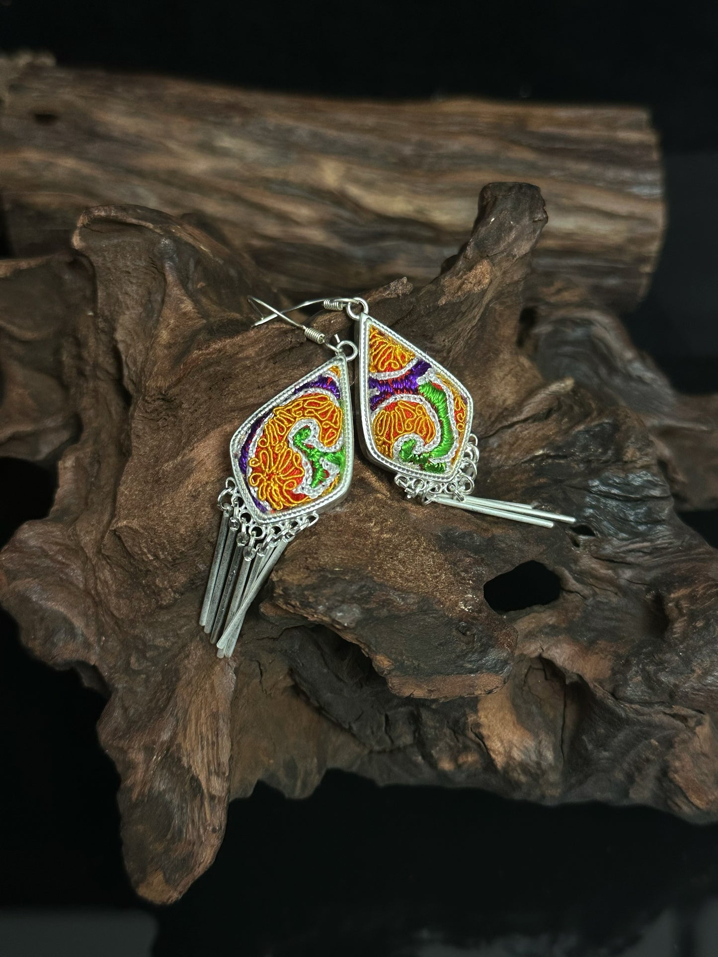 Sunfire Bloom in Spiraling Threads