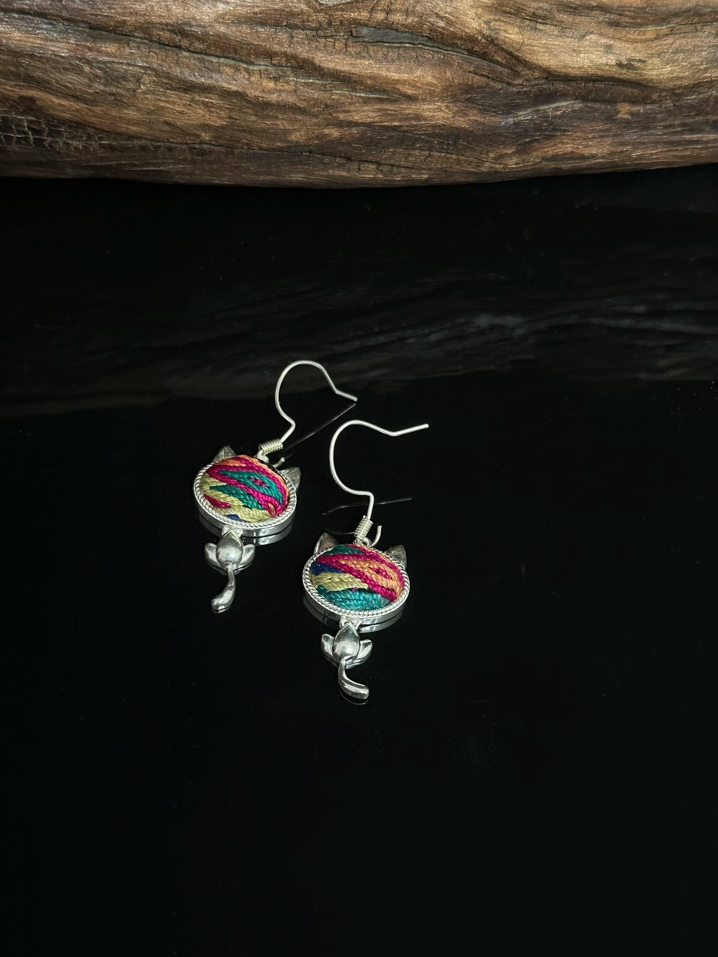 Whiskerwhirl in Rainbow Threads