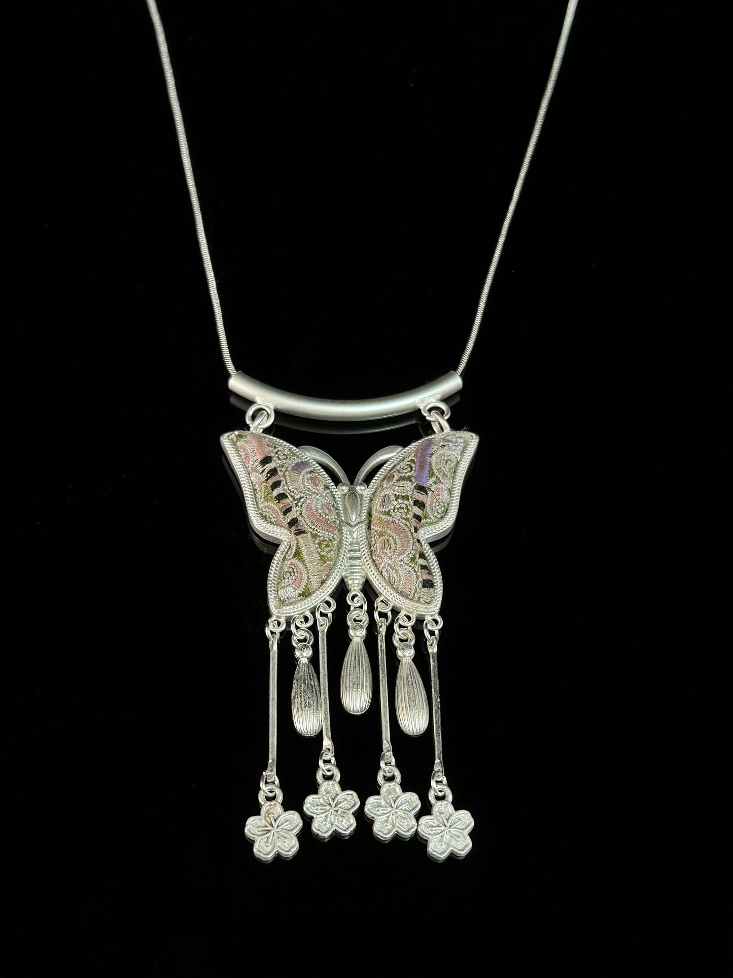 Lilacwhisper Wings under the Quiet Bloom