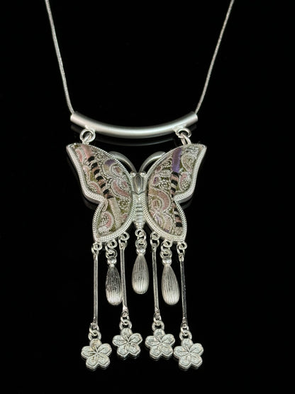 Lilacwhisper Wings under the Quiet Bloom