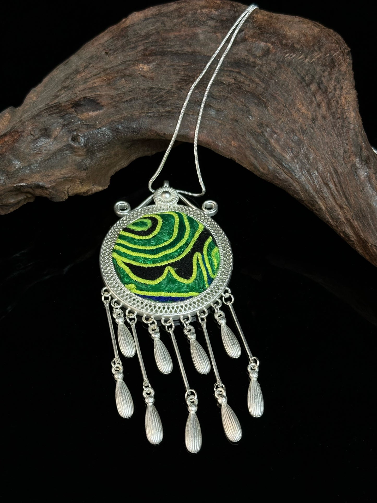 Verdant Pulse from the Eternal Grove